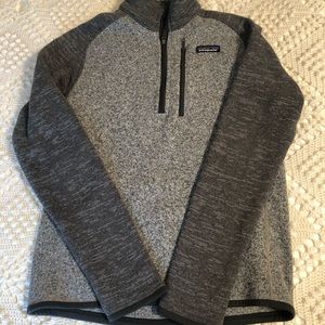 Patagonia XS pullover. Very good condition.